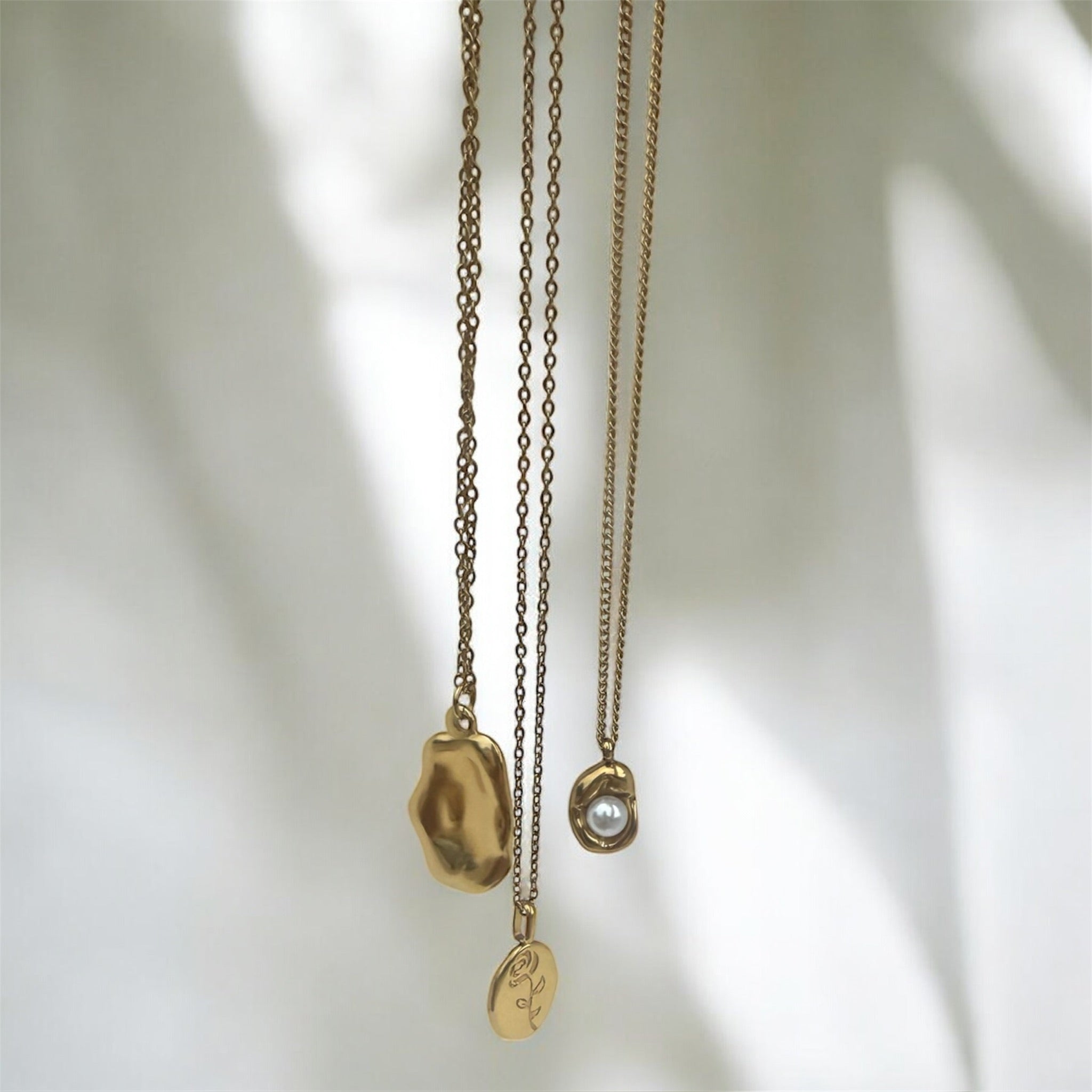 Collares